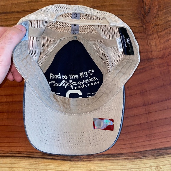 Cal Golden Bears Trucker Hat - Picture 2 of 3